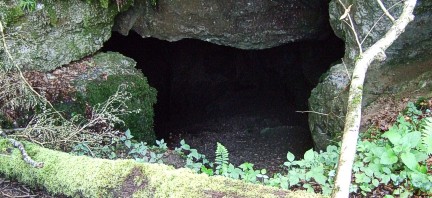 Grotten bei Ste-Croix Grotten bei coulzonne